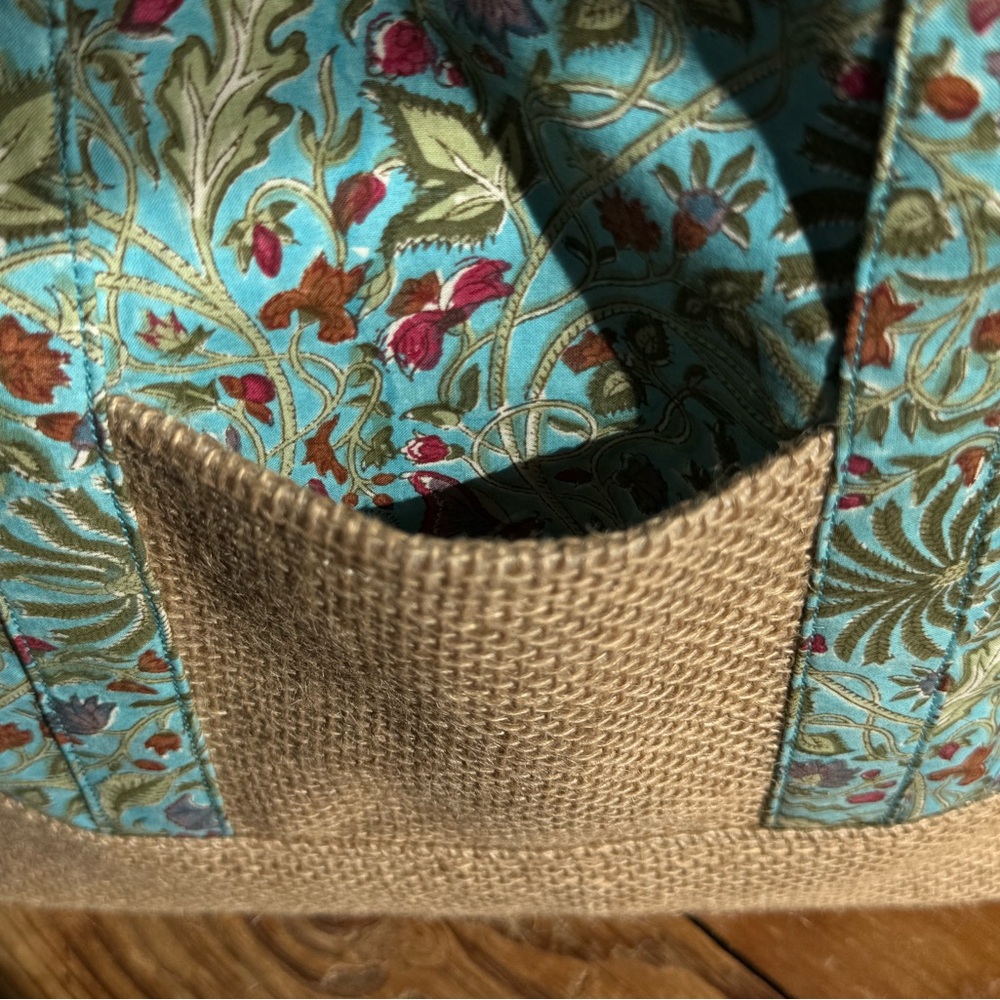 Handmade Floral Turquoise Tote Bag with Matching Pouch - Picture 5 of 11